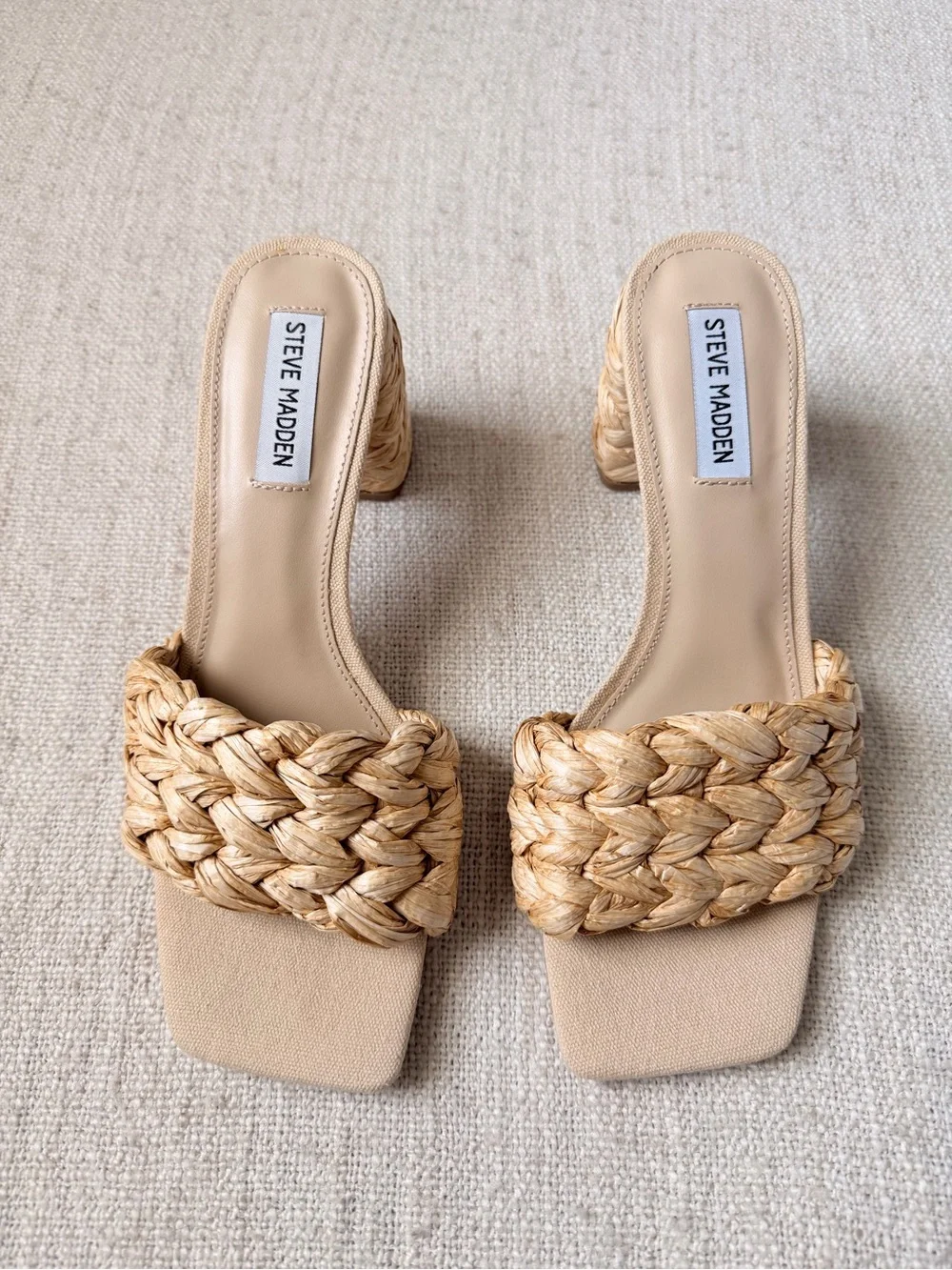 Steve Madden Woven Raffia Block Heel Sandals Size 9 Like New